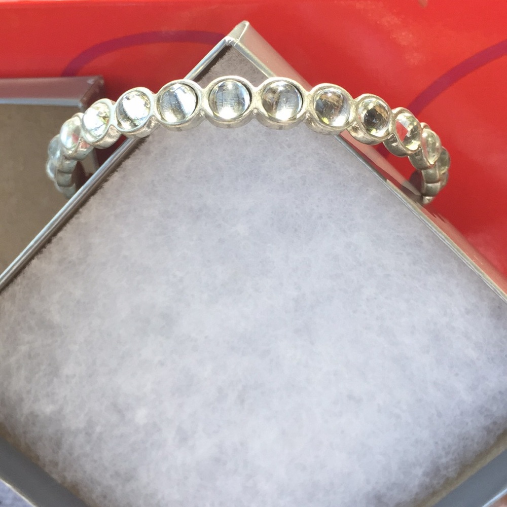 Crystal hoop bracelet in silvertone